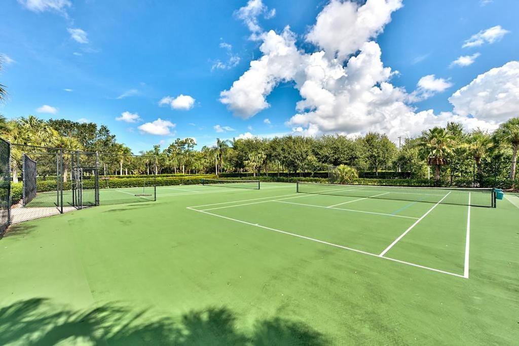 Free Golf! Stay, Play, Work From Luxury 2Bdr Plus Den 1St Floor Villa In Lely Golf Resort Napoli Bagian luar foto